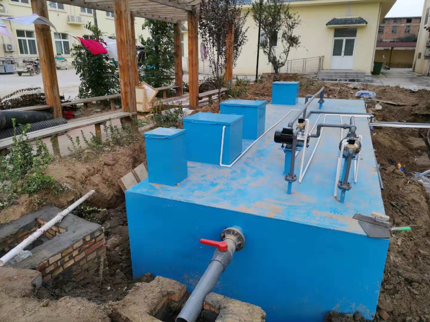 关于高寒地区一体化污水处理设备的安装方案